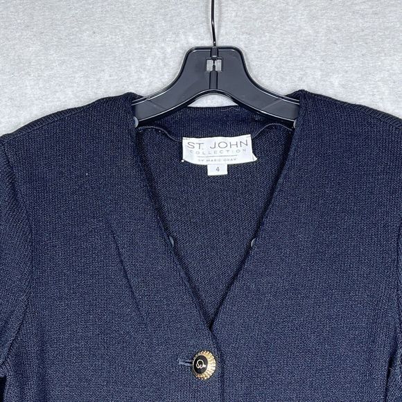 St Johns Basics CollectIon Blazer Size 4 Black Gold Buttons Classic Knits Jacket - Picture 2 of 12
